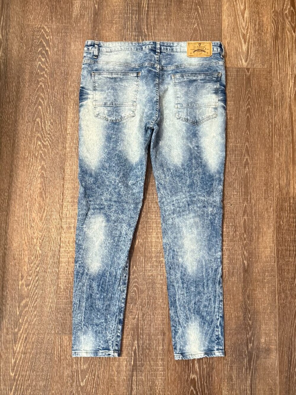 Men’s Jeanius Akademics Distressed Jeans – Size 38 x 32